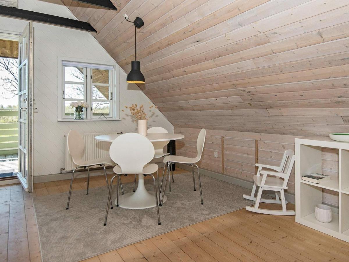 4 Person Holiday Home In B Rkop 宝可波 外观 照片